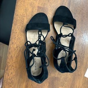 black Tahari sandals BARELY WORN